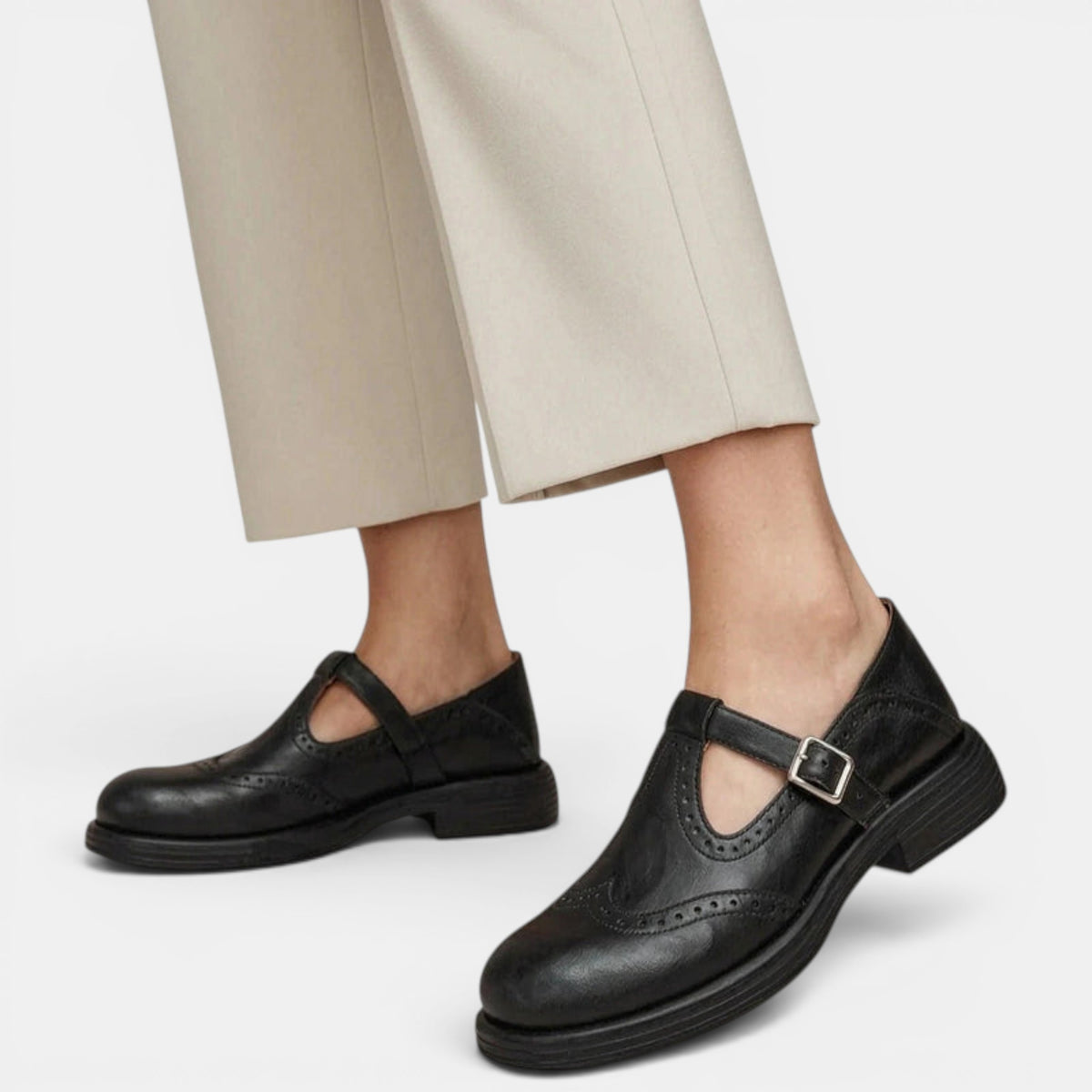 Women's Classic Mary Jane Shoes with Block Heel