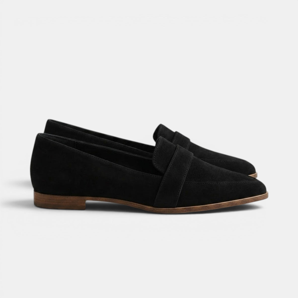 Women's Flat Loafers with Pointed Toe Design