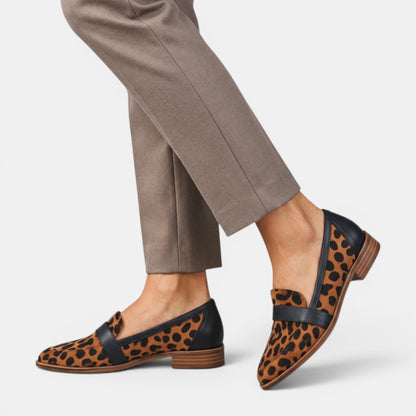 Women's Flat Loafers with Pointed Toe Design