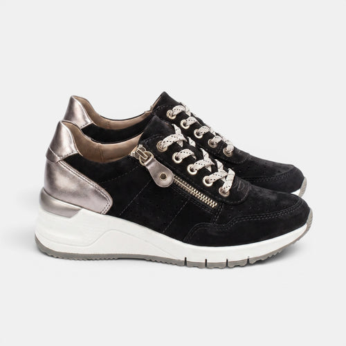 Women's Low Top Walking Shoes with Supportive Platform Sole