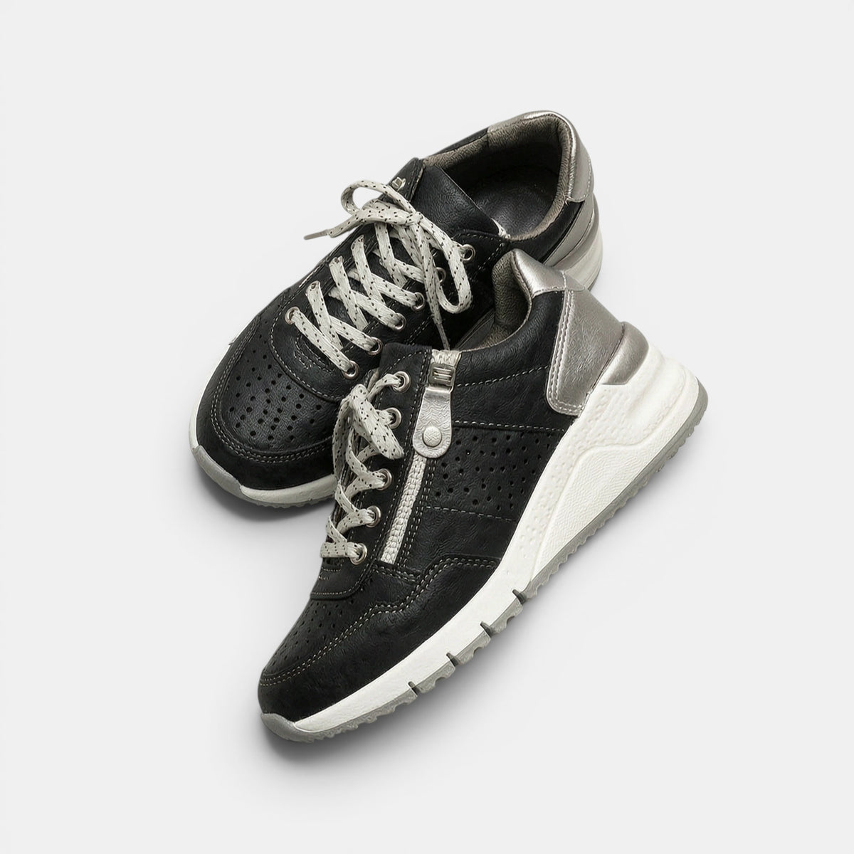 Women's Low Top Walking Shoes with Supportive Platform Sole