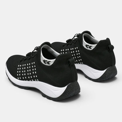 Women's Slip-On Walking Shoes with Adjustable Toggle Laces